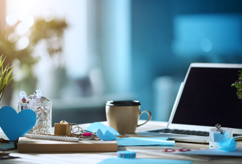 u2442729988_Realistic_workspace_photo_of_a_local_entrepreneur_0e2f9147-031d-4a11-a6a1-76dc44f3eb4e_0.png